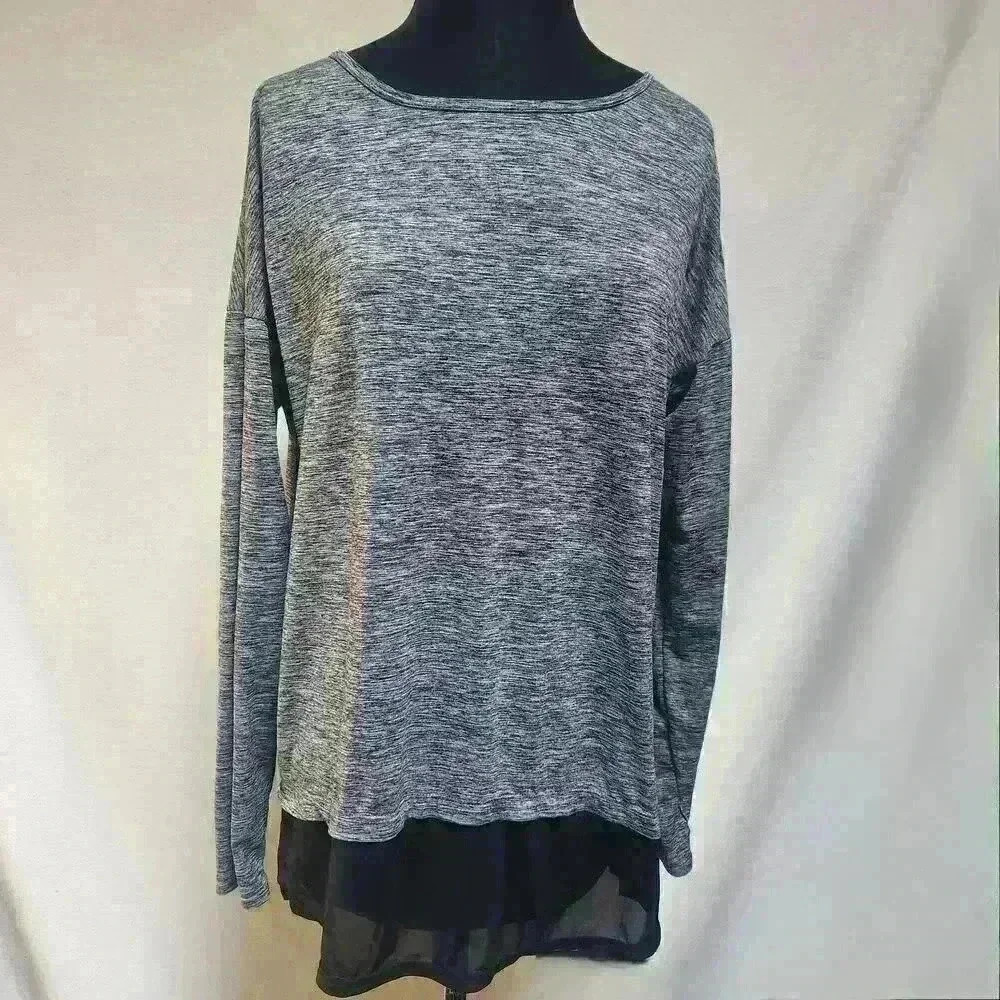 NWOT Danskin‎ Now Medium Polyester/Spandex Dance Top Black Strie Back Detail
